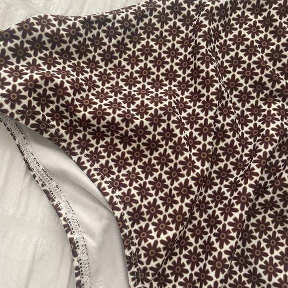 Swimsuit by CupShe. One piece swimsuit. SZ large - Picture 4 of 4